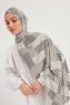 Nurgul - Hellgrau Gemustert Hijab