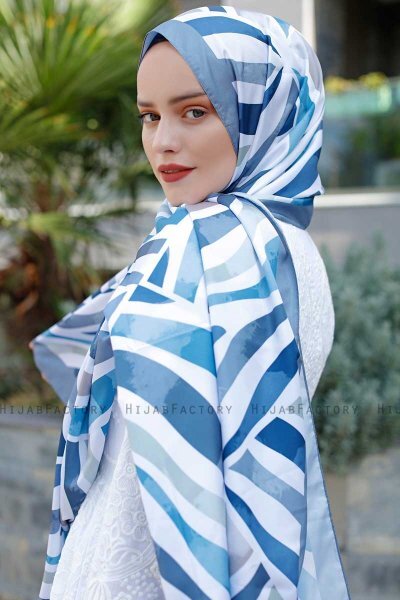 Clouds Gemusterter Twill Hijab - Sal Evi