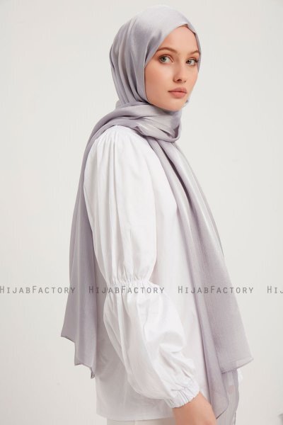 Berrak - Hellgrau Janjanli Hijab