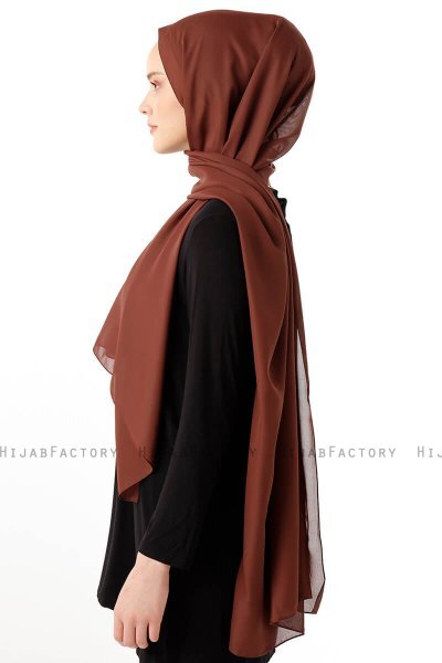 Hadise - Braun Chiffon Hijab