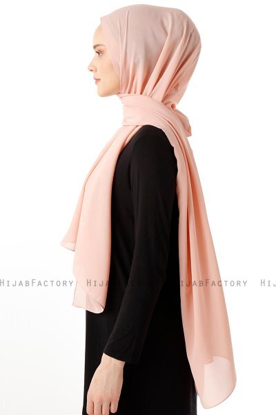 Hadise - Lachsfarbe Chiffon Hijab