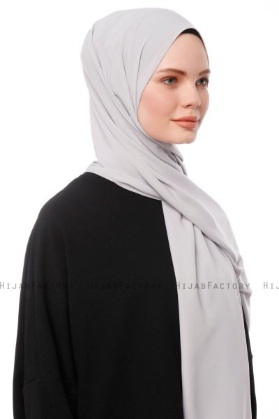 Aylin - Hellgrau Medine Silk Hijab - Gülsoy