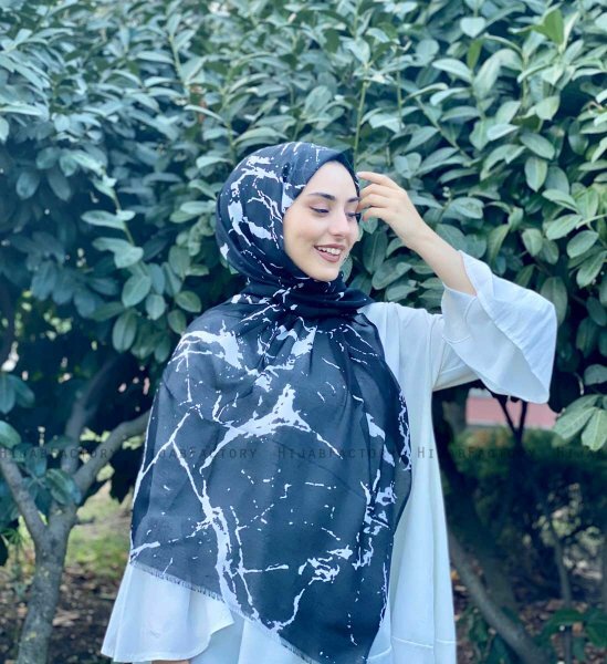Benazir - Schwarz Gemustert Baumwolle Hijab