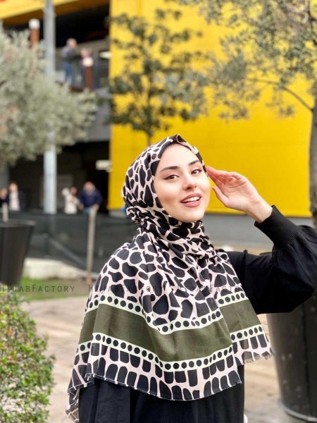 Iza - Schwarz & Khaki Gemustert Baumwolle Hijab - Mirach