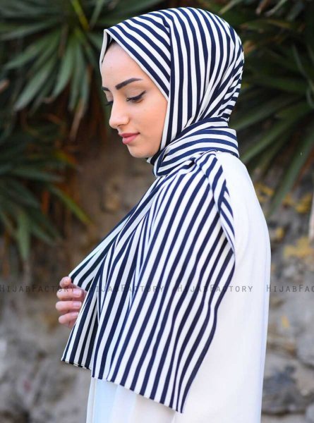 Marwa - Gestreift Crepe Hijab